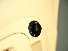 2014款 1.4L 手动 晶灵版
