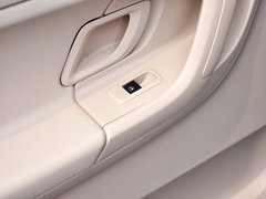 2014款 1.4L 自动 晶致版