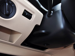 2014款 1.4L 自动 晶致版