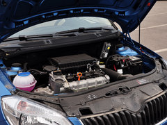 2014款 1.4L 自动 晶致版