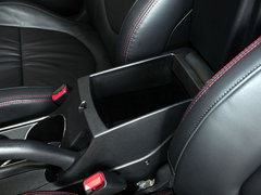 2013款 1.6L 自动 豪华版