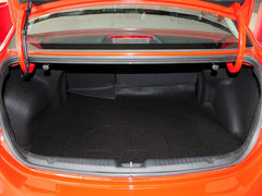 2013款 1.6L 自动 豪华版