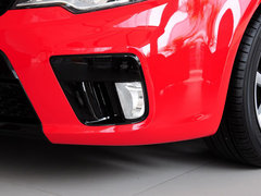 2013款 1.6L 自动 豪华版