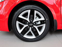 2013款 1.6L 自动 豪华版