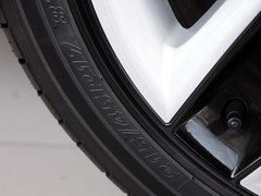 2013款 1.6L 自动 豪华版