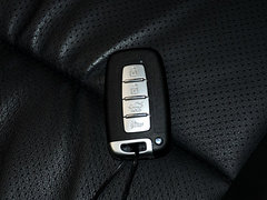 2013款 1.6L 自动 豪华版