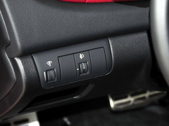 2013款 1.6L 自动 豪华版