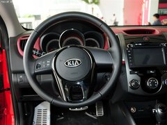 2013款 1.6L 自动 豪华版