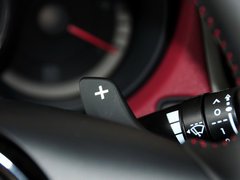2013款 1.6L 自动 豪华版