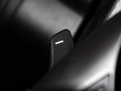 2013款 1.6L 自动 运动版