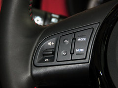 2013款 1.6L 自动 运动版
