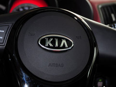 2013款 1.6L 自动 运动版