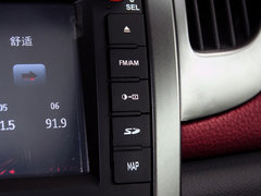 2013款 1.6L 自动 运动版