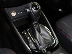 2013款 1.6L 自动 运动版