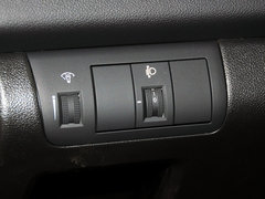 2013款 1.6L 自动 运动版