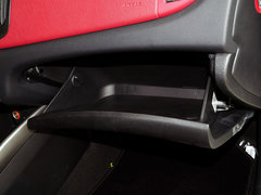 2013款 1.6L 自动 运动版