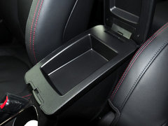 2013款 1.6L 自动 运动版