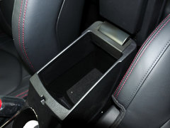2013款 1.6L 自动 运动版