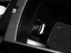 2013款 1.6L 自动 运动版