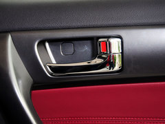 2013款 1.6L 自动 运动版