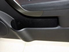 2013款 1.6L 自动 运动版