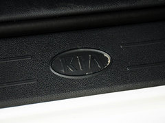 2013款 1.6L 自动 运动版