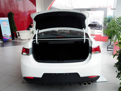 2013款 1.6L 自动 运动版