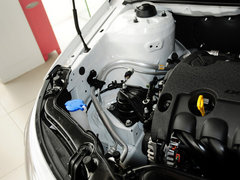 2013款 1.6L 自动 运动版