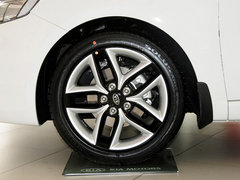 2013款 1.6L 自动 运动版