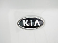 2013款 1.6L 自动 运动版