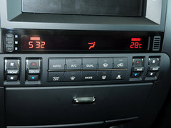2013款 3.8L 自动 豪华版 京V 7座