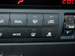 2013款 3.8L 自动 豪华版 京V 7座