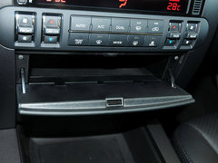 2013款 3.8L 自动 豪华版 京V 7座