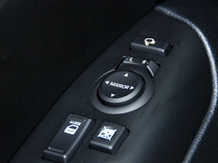2013款 3.8L 自动 豪华版 京V 7座