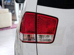 2013款 3.8L 自动 豪华版 京V 7座