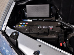 2014款 2.5T 手动 商杰版长轴中顶