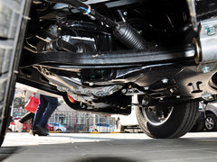 2014款 2.5T 手动 商杰版长轴中顶