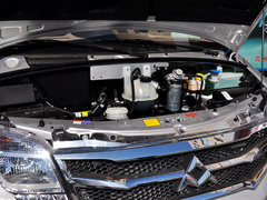 2014款 2.5T 手动 商杰版长轴中顶