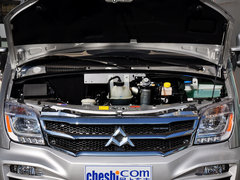 2014款 2.5T 手动 商杰版长轴中顶