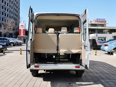 2014款 2.5T 手动 商杰版长轴中顶