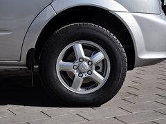 2014款 2.5T 手动 商杰版长轴中顶