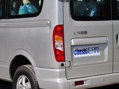 2014款 2.5T 手动 商杰版长轴中顶