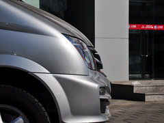 2014款 2.5T 手动 商杰版长轴中顶