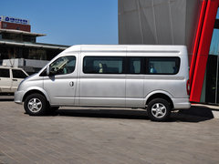 2014款 2.5T 手动 商杰版长轴中顶