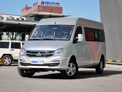 2014款 2.5T 手动 商杰版长轴中顶