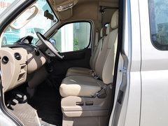 2014款 2.5T 手动 商杰版长轴中顶