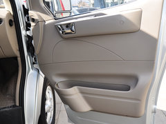 2014款 2.5T 手动 商杰版长轴中顶