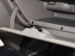 2014款 2.5T 手动 商杰版长轴中顶