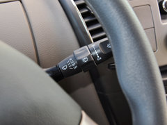 2014款 2.5T 手动 商杰版长轴中顶