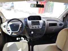 2014款 2.5T 手动 商杰版长轴中顶